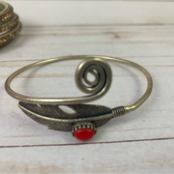 Modern Bangle Bracelet Lot Costume Jewelry - Picture 6 of 11